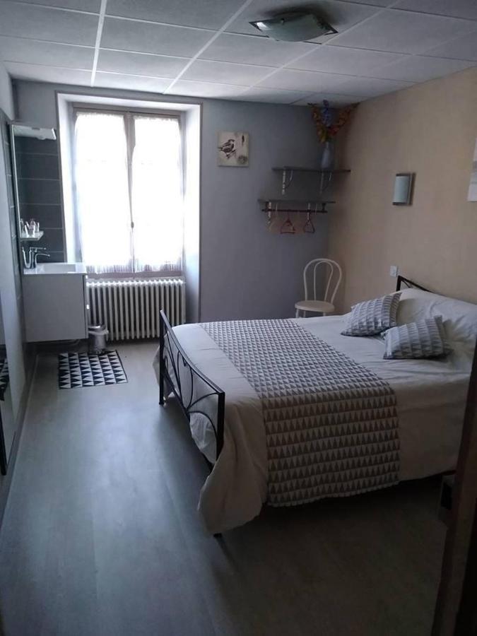 Hotel Moderne Prades-d'Aubrac Екстериор снимка