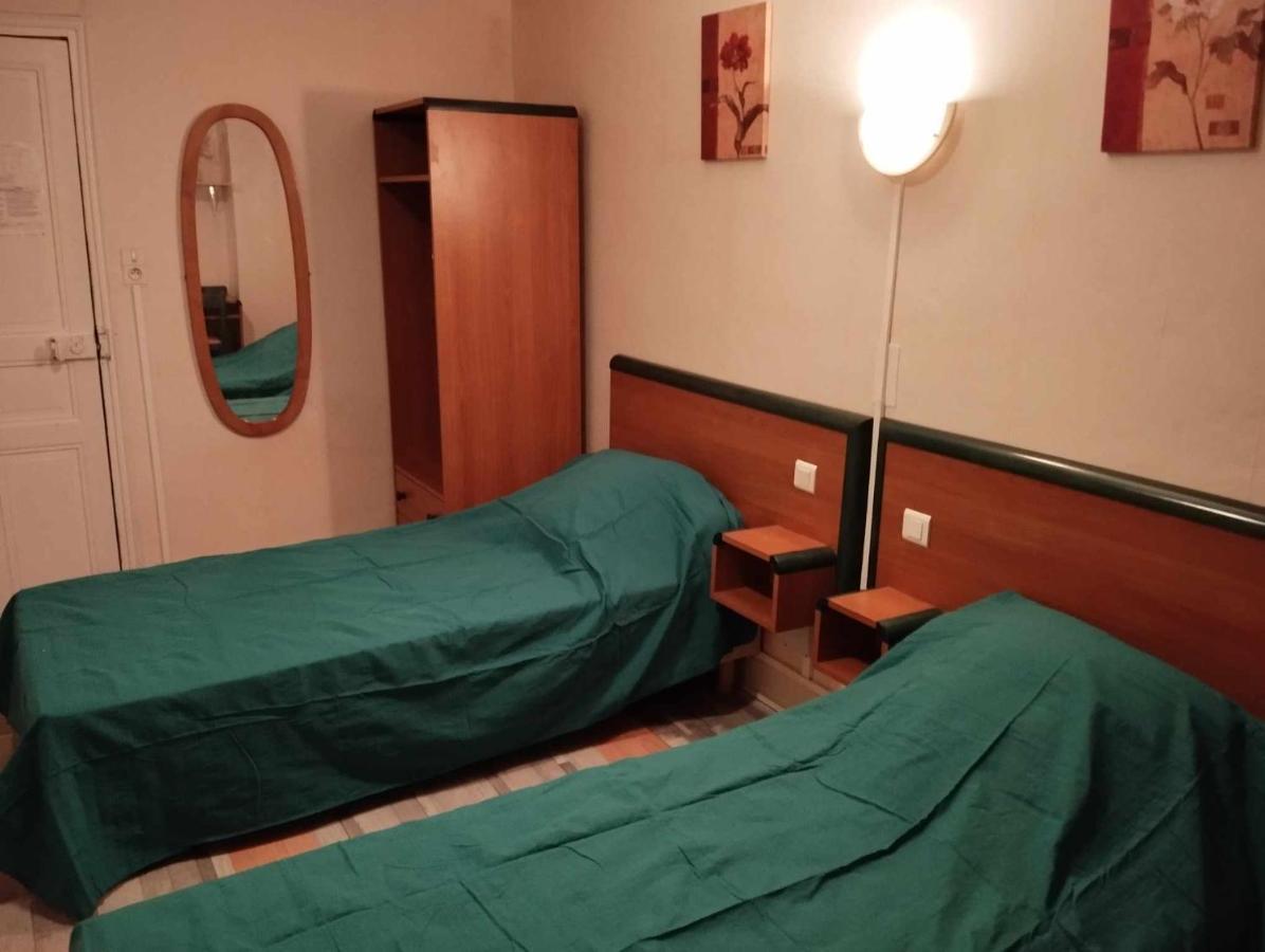 Hotel Moderne Prades-d'Aubrac Екстериор снимка