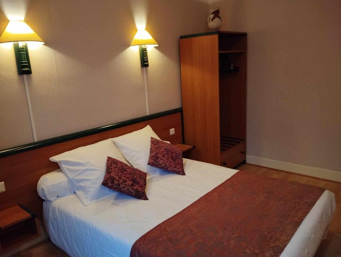 Hotel Moderne Prades-d'Aubrac Екстериор снимка